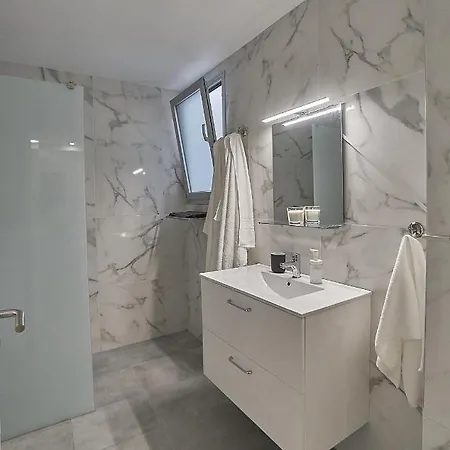 Malibu Canteras Nº 1 - Planta Baja - Ground Floor Apartament *